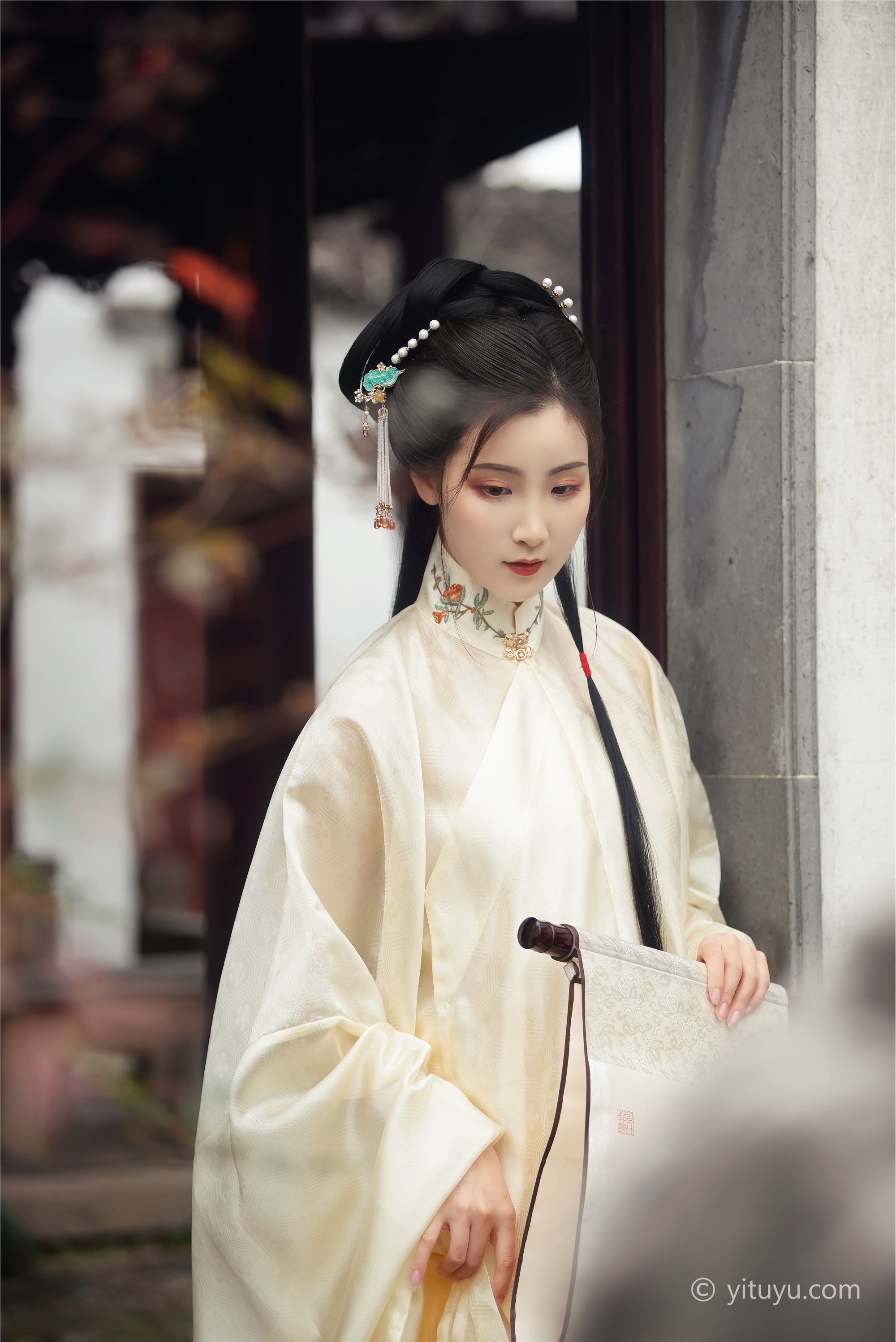 YITUYU艺图语  2021.05.10 玉兰 金儿